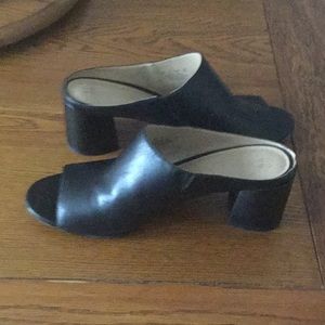 Naturalizer block heel mules